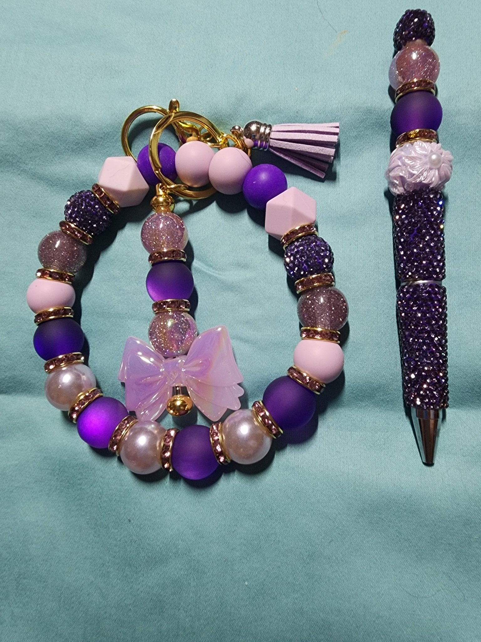 BEAUTIFUL PURPLE BOW - Blessed Bead worx